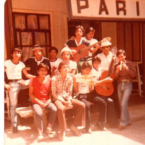 FOLKLORISTAS